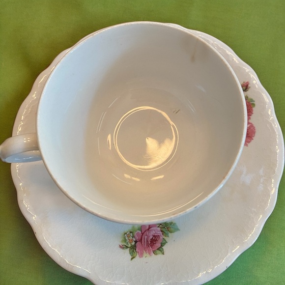Antique Homer Laughlin Hudson teacup and saucer. - Picture 3 of 8